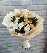 Букет цветов из:  Розы и Хризантемы в Прикумском