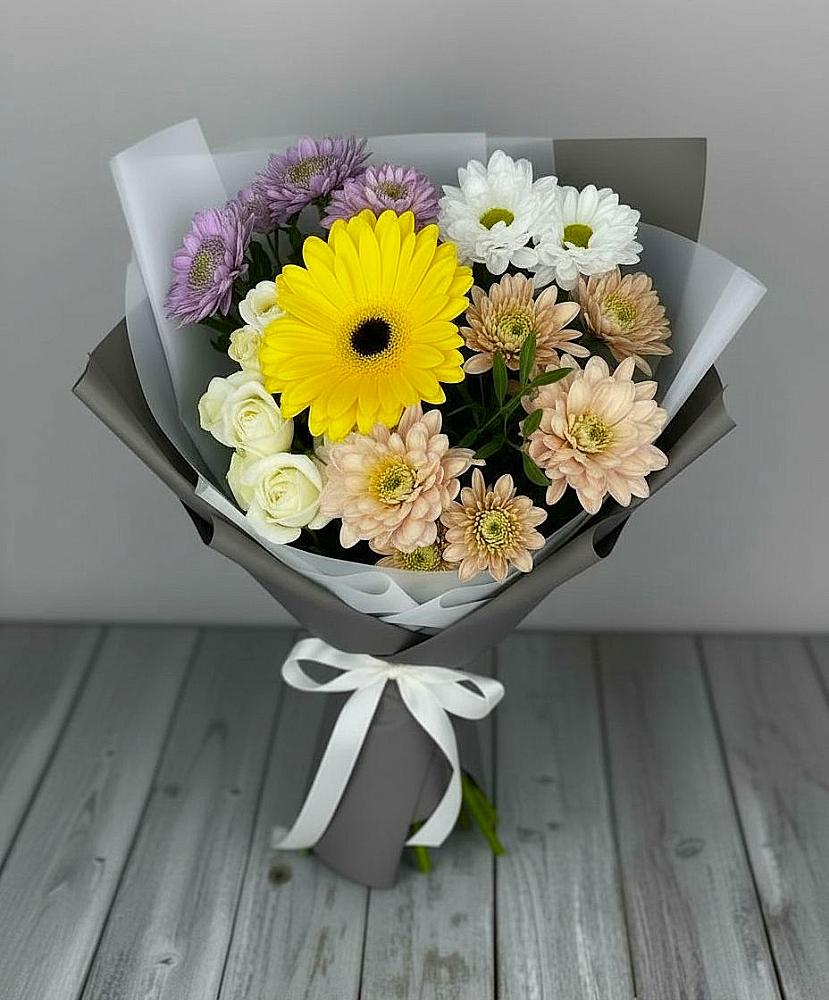 Букет цветов из: Розы, Герберы и Хризантемы в Прикумском