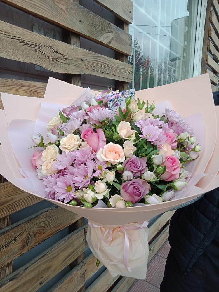 Букет цветов из: Розы и Хризантемы в Прикумском