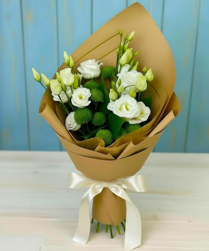 Букет цветов из: Хризантемы и Лизиантусы в Прикумском