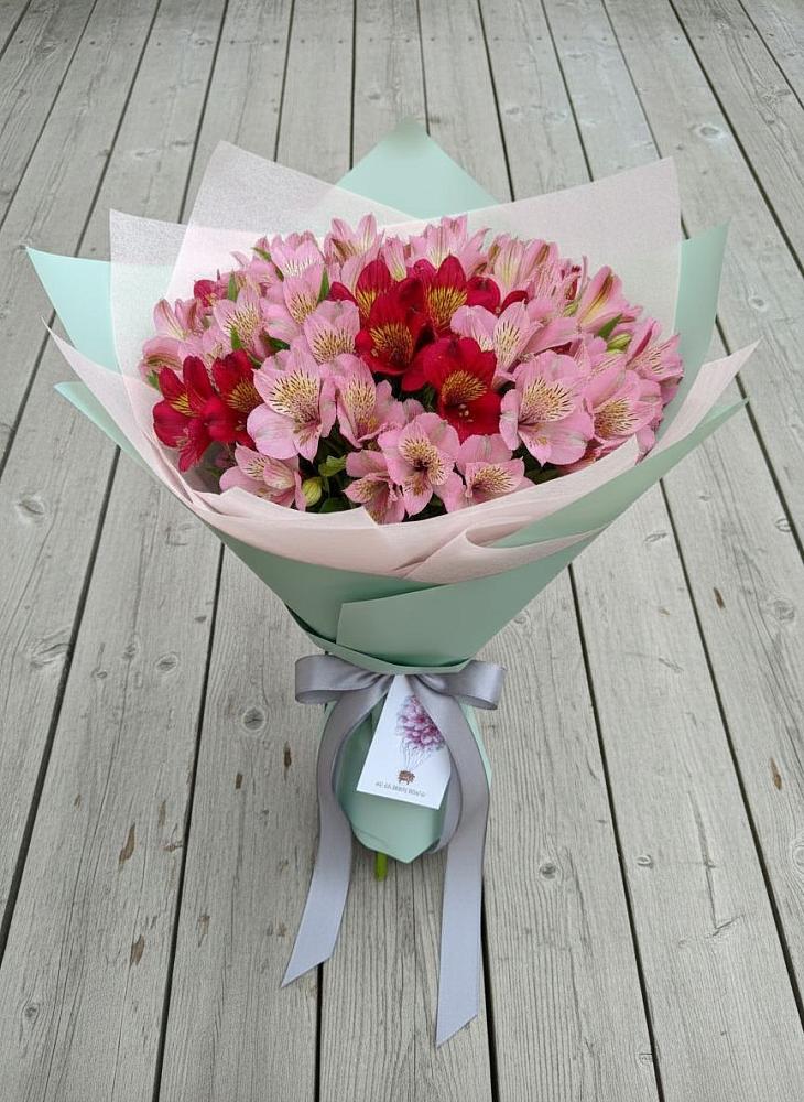 Букет цветов из: Альстромерии в Прикумском