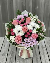 Букет цветов из:  Альстромерии, Гвоздики, Розы и Хризантемы в Прикумском