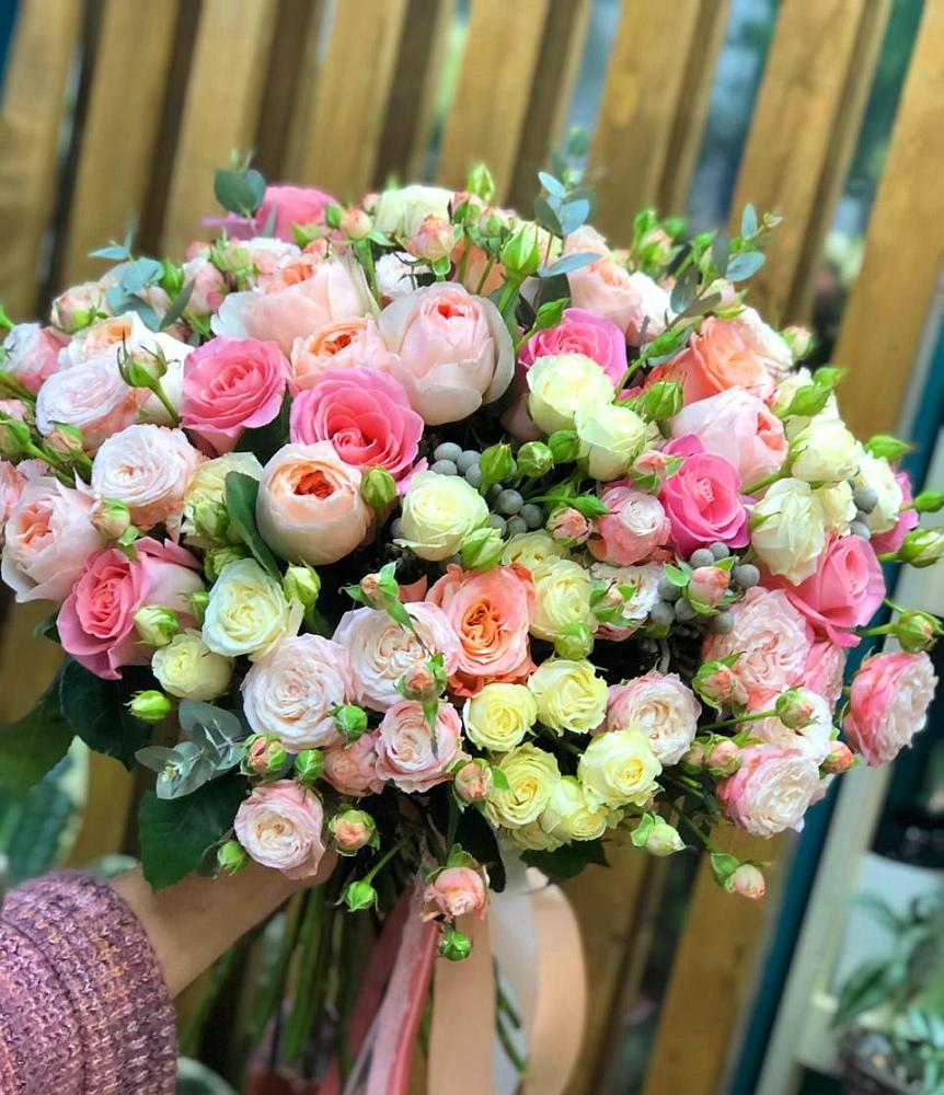 Букет цветов из: Розы в Прикумском