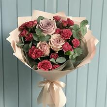 Букет цветов из:  Гвоздики и Розы в Прикумском