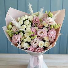Букет цветов из:  Альстромерии и Розы #REPLACE_PRED# Прикумском