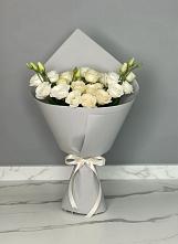 Букет цветов из:  Розы и Лизиантусы в Прикумском